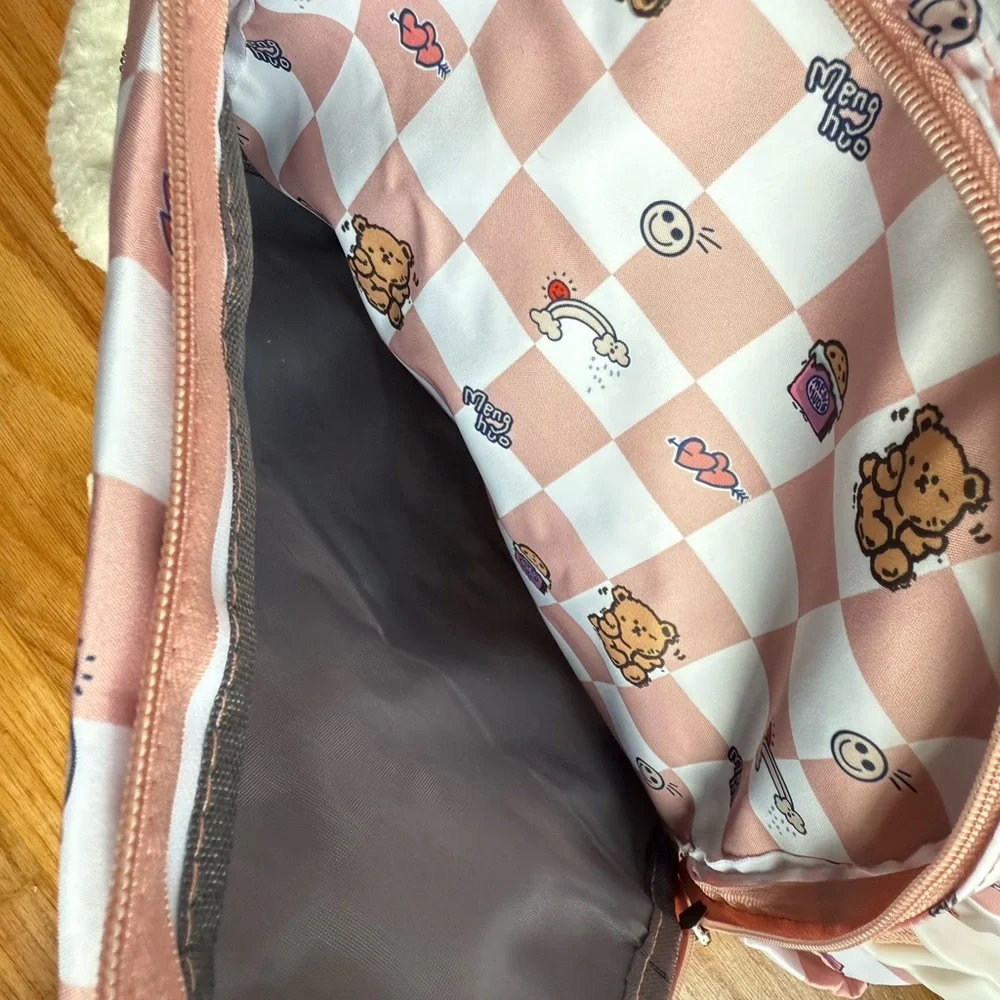MENGHUO Kawaii Pink Checkered Backpack with Bear Keychain - Picture 3 of 3
